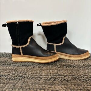 Toms Makenna Black Leather Boots